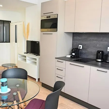 Centre Cannes, 202, 1 By Palmazur Cannes